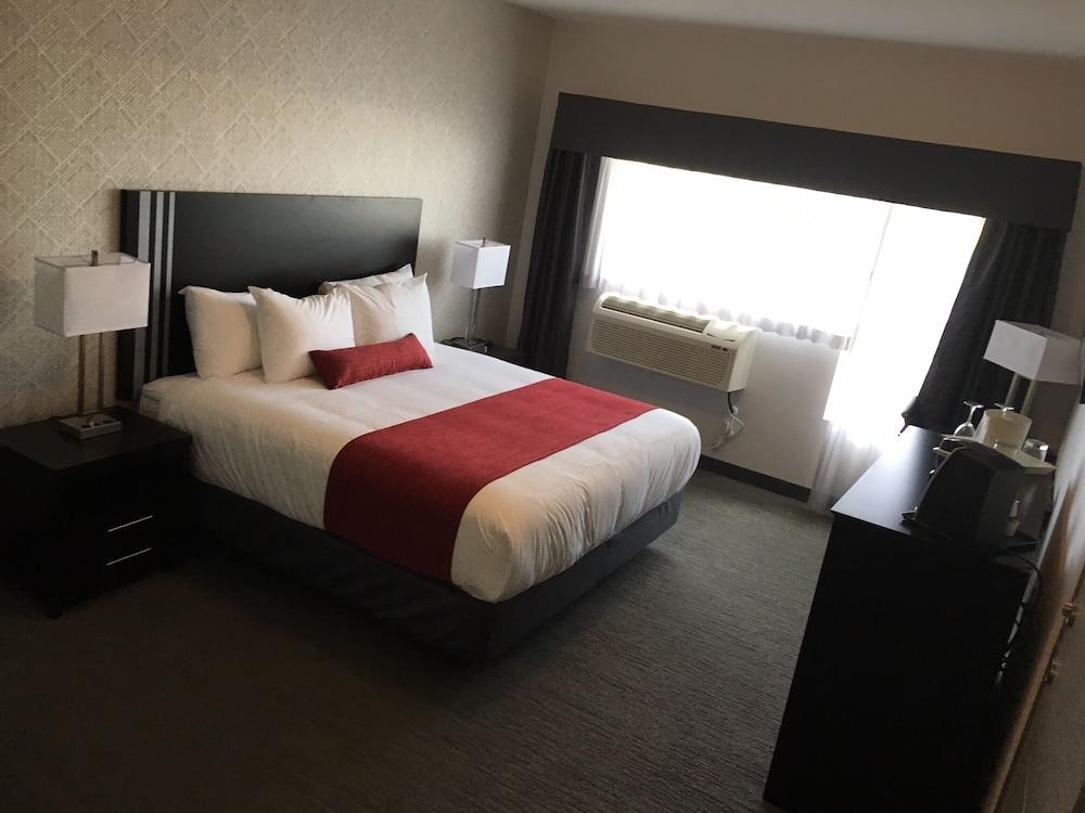 Park Inn By Radisson Edmonton Airport Leduc Bagian luar foto