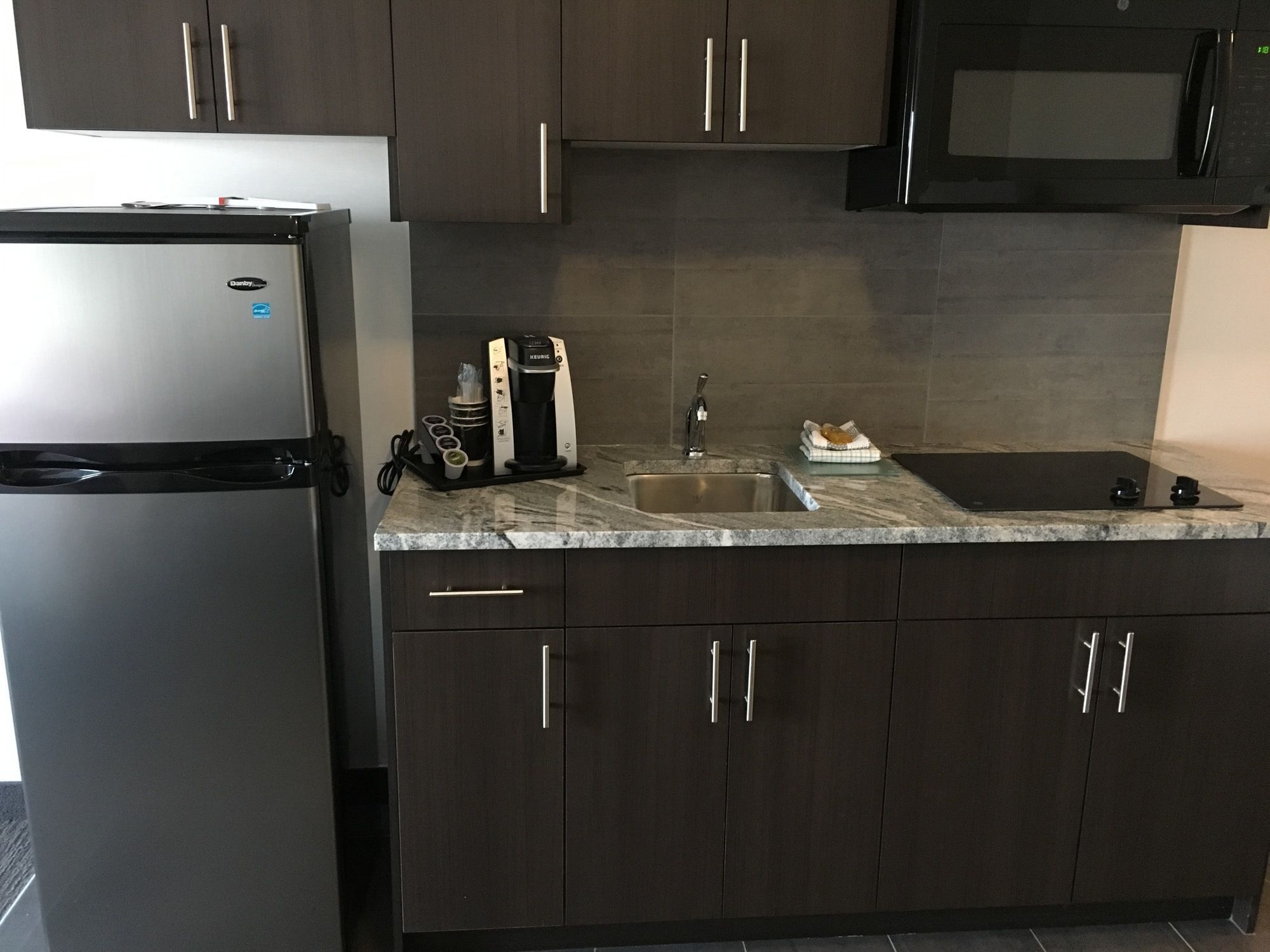 Park Inn By Radisson Edmonton Airport Leduc Bagian luar foto